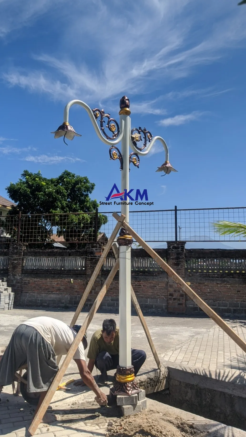 galeri Tiang Lampu Taman & Lampu Pedestrian